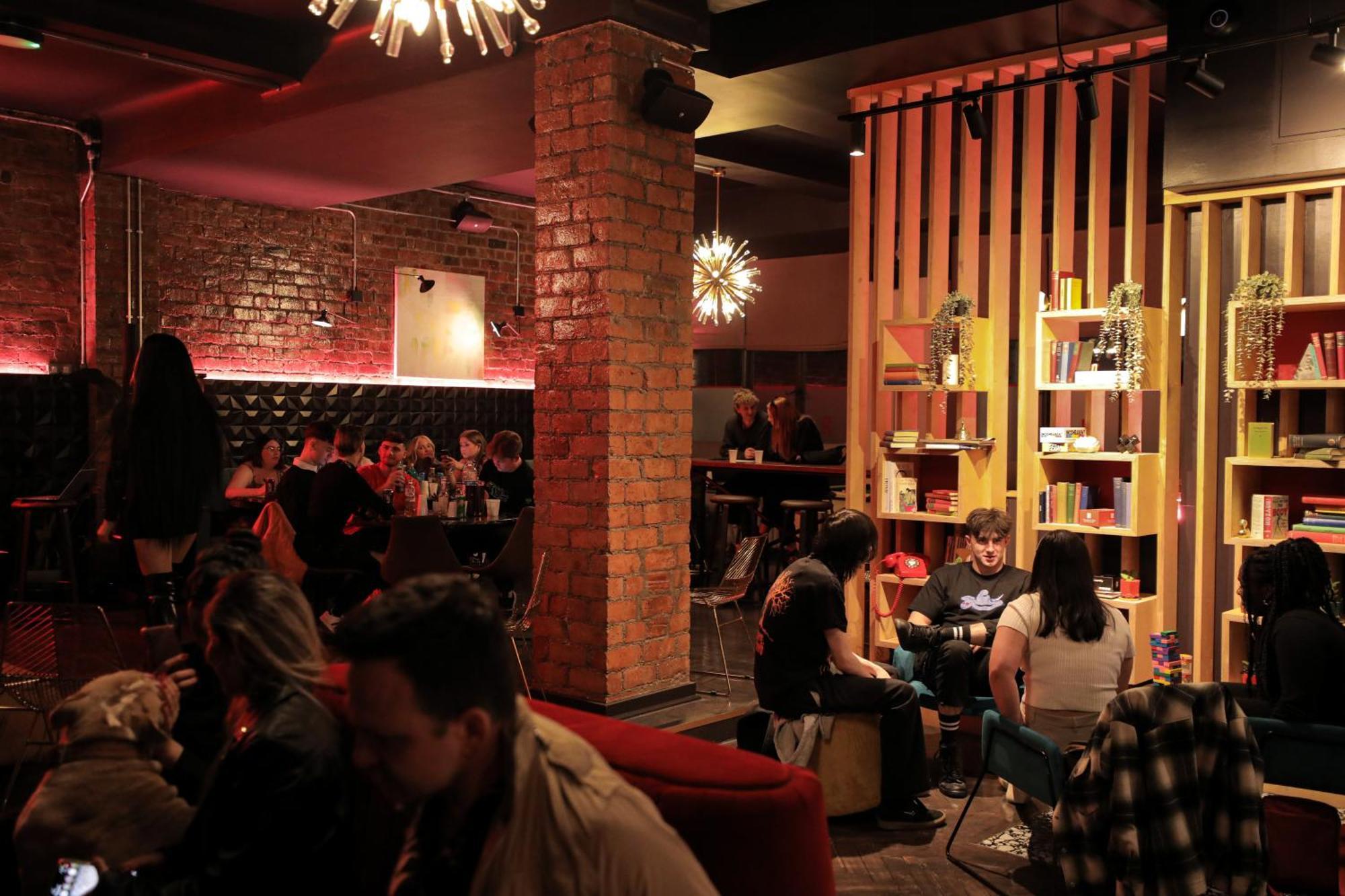 Revolver Glasgow Exterior foto